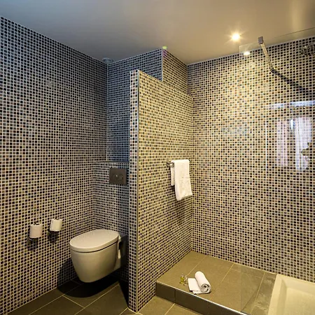 Aparthotel De L'helios - Ile Des Embiez Six-Fours-les-Plages